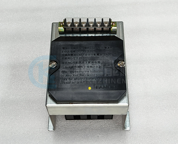 發那科外部軸帶鐵架子的電池盒A05B-2452-C550 發那科外部軸帶鐵架子的電池盒A05B-2452-C550